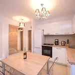 Apartman Tower By Grand *