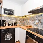 Apartman Tower By Grand