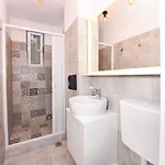 Tower By Grand Apartman Bukarest