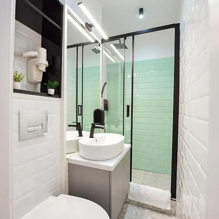 Apartment Tower By Grand *