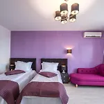 Tower By Grand Apartamento *