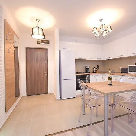 Tower By Grand Apartamento