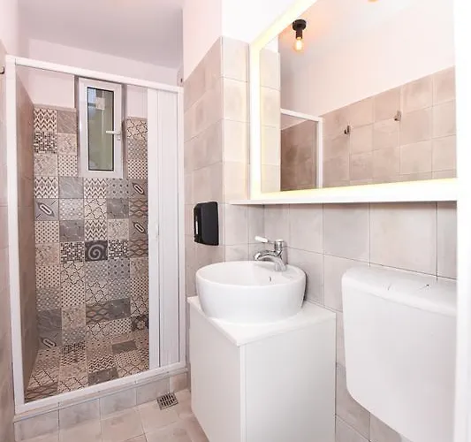 Tower By Grand Apartman Bukarest